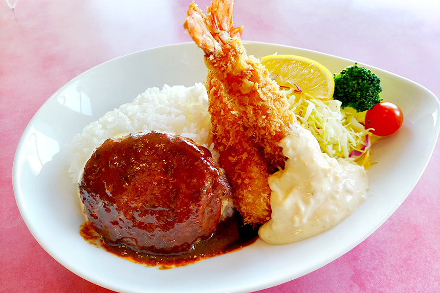 Hamburger fried shrimp plate